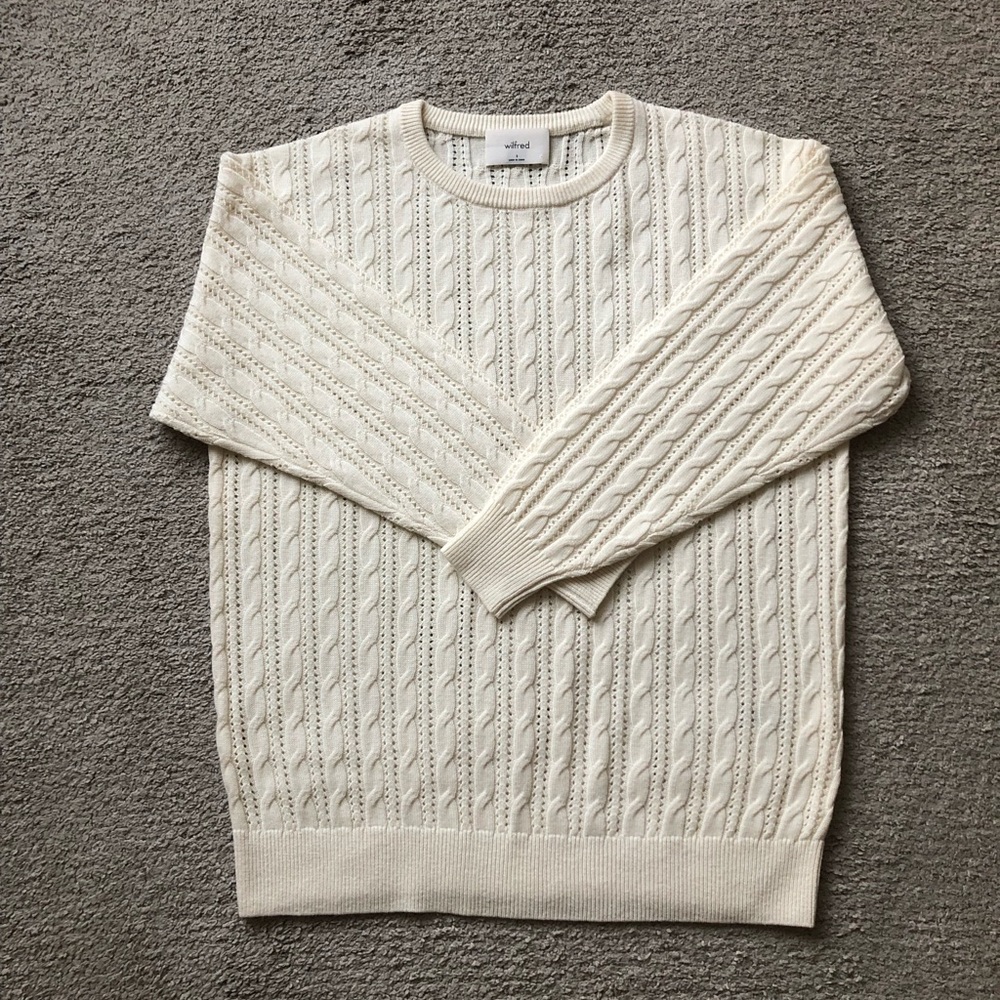 Aritzia/ Wilfred Merino blend Crewneck Sweater. NWOT.